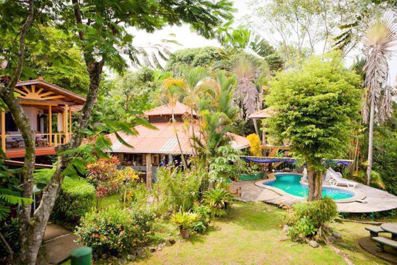 Pacific Edge Eco Lodge Dominical Buitenkant foto