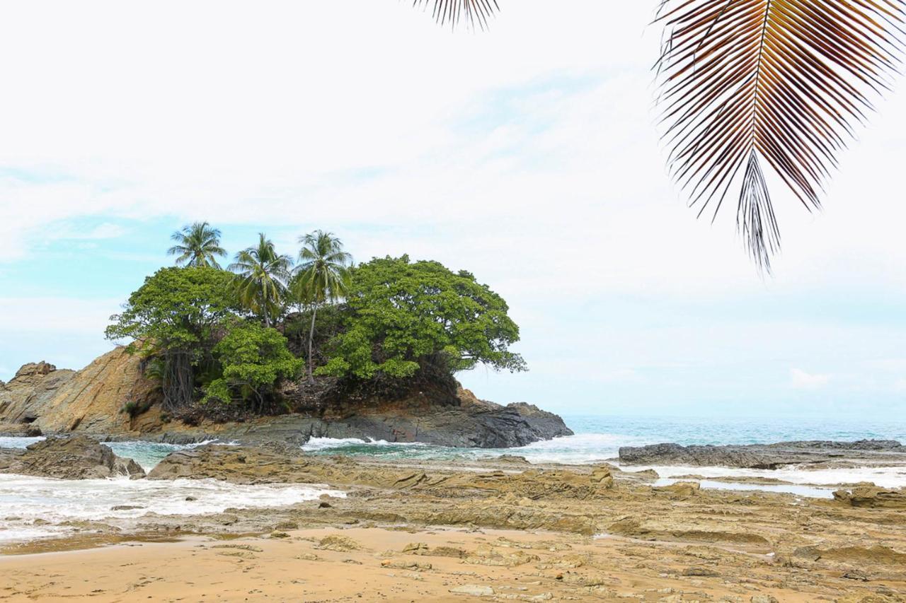 Pacific Edge Eco Lodge Dominical Buitenkant foto
