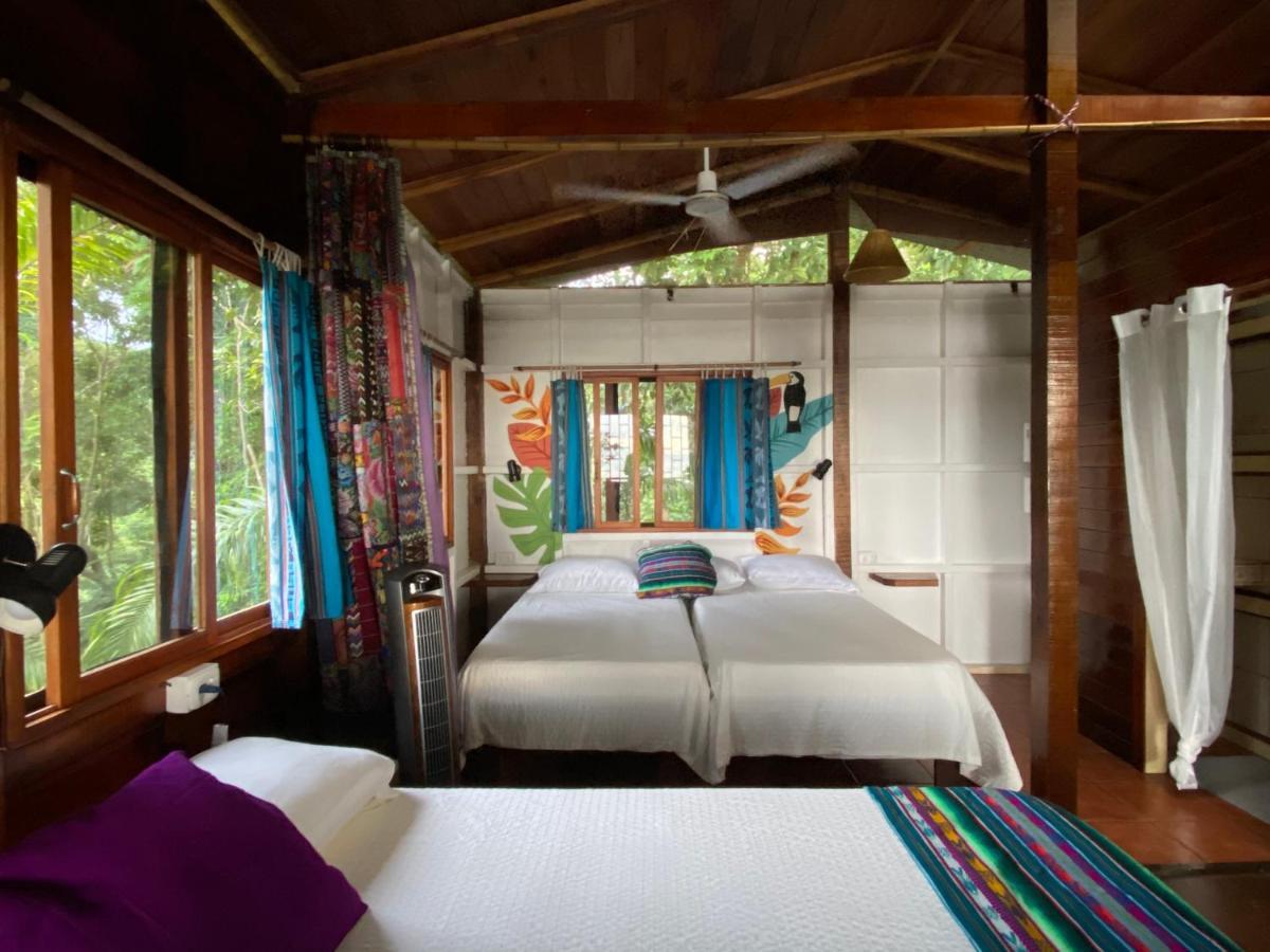 Pacific Edge Eco Lodge Dominical Buitenkant foto