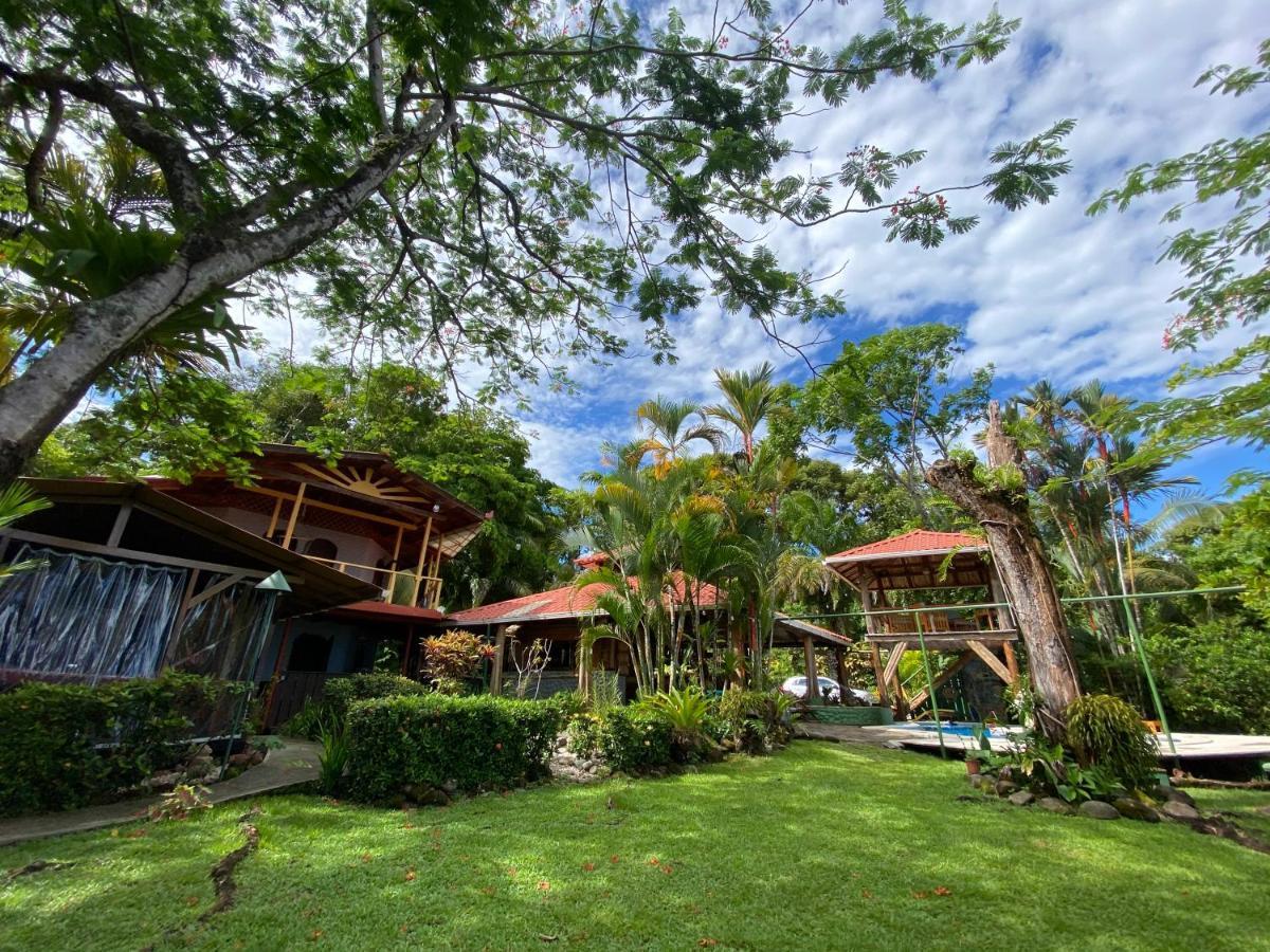 Pacific Edge Eco Lodge Dominical Buitenkant foto