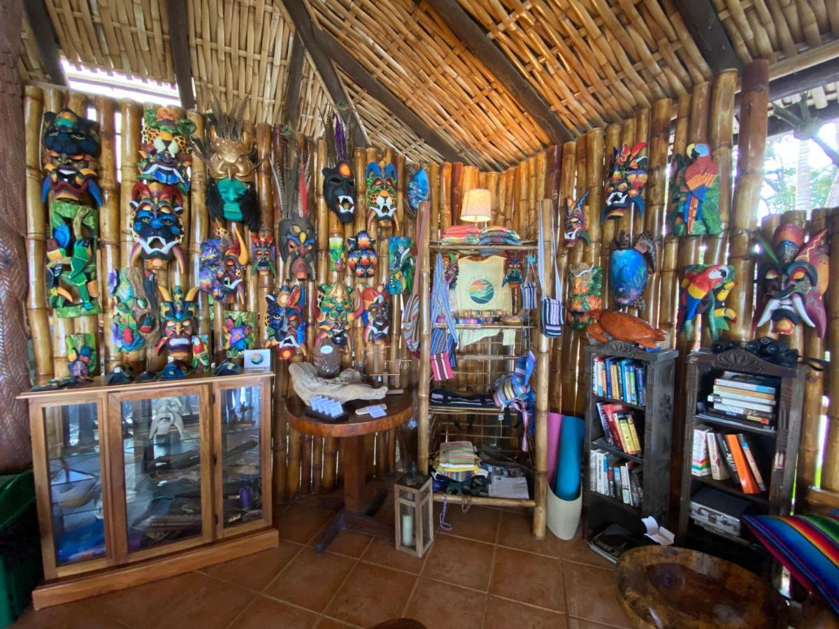 Pacific Edge Eco Lodge Dominical Buitenkant foto