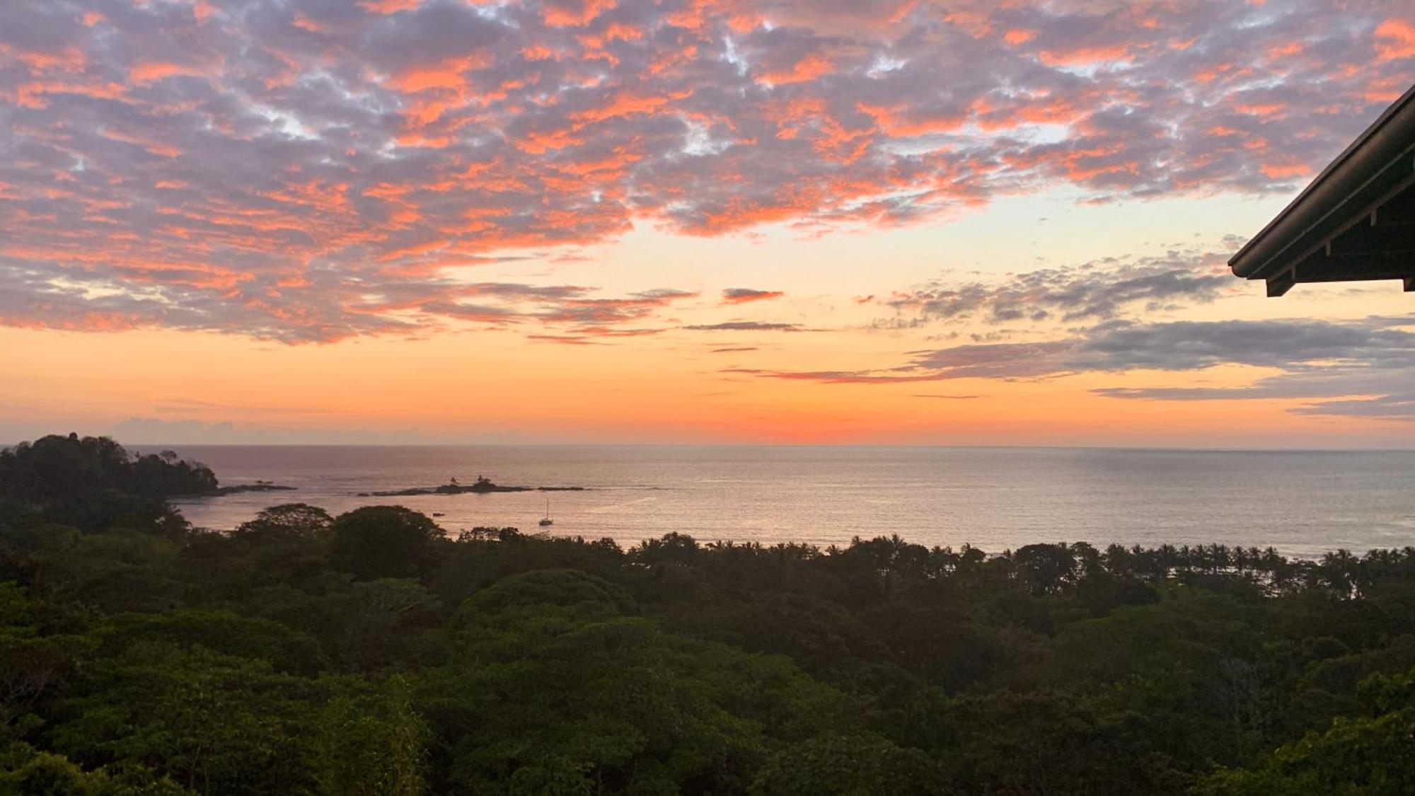 Pacific Edge Eco Lodge Dominical Kamer foto